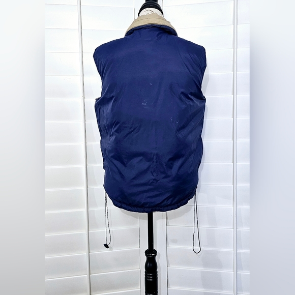 CODY JAMES REVERSIBLE PUFFER VEST - Picture 10 of 16